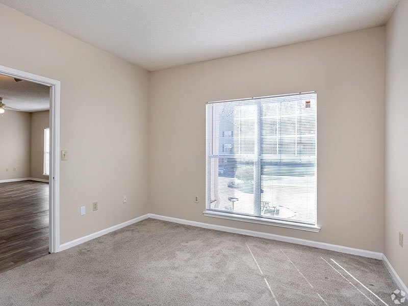 bedroom at Regal Park Apartments located in Forest Park, GA